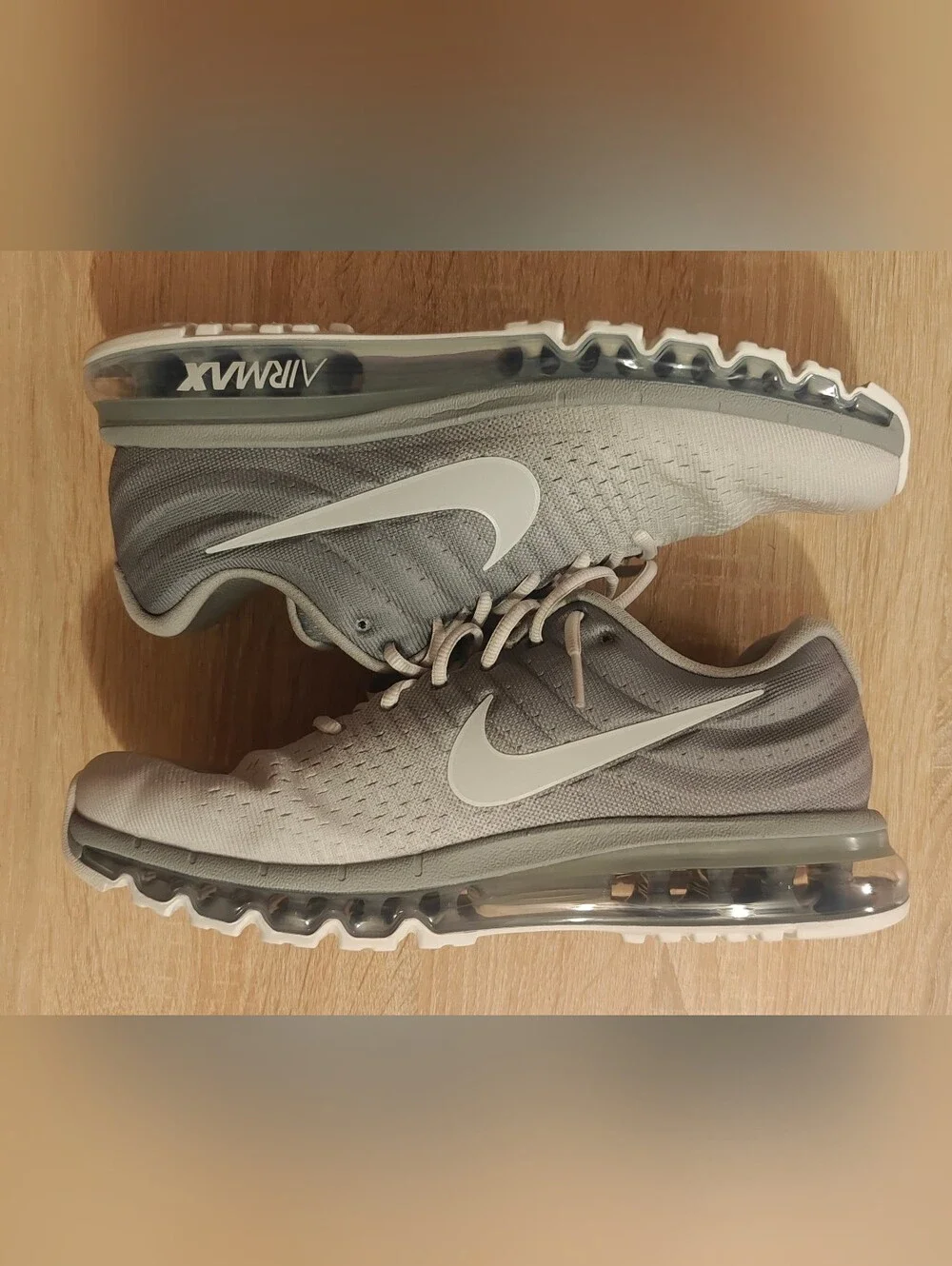 Nike Air Max Gray  Running Shoes Men's Size 11.5 Running